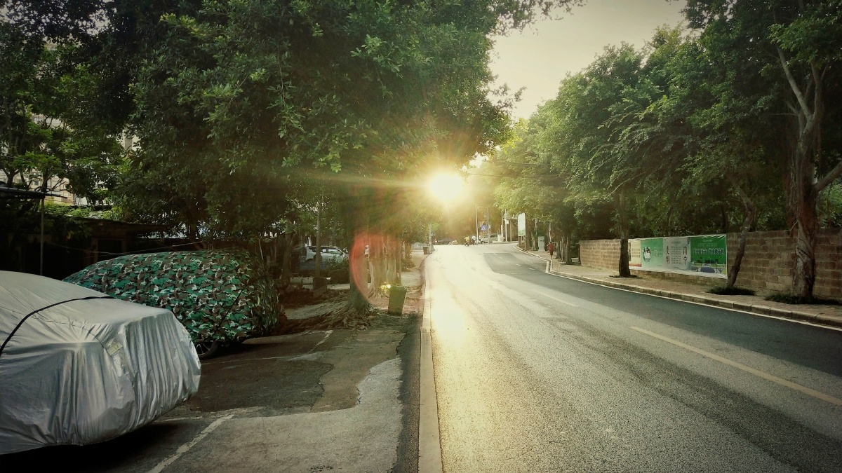 清晨第一束阳光