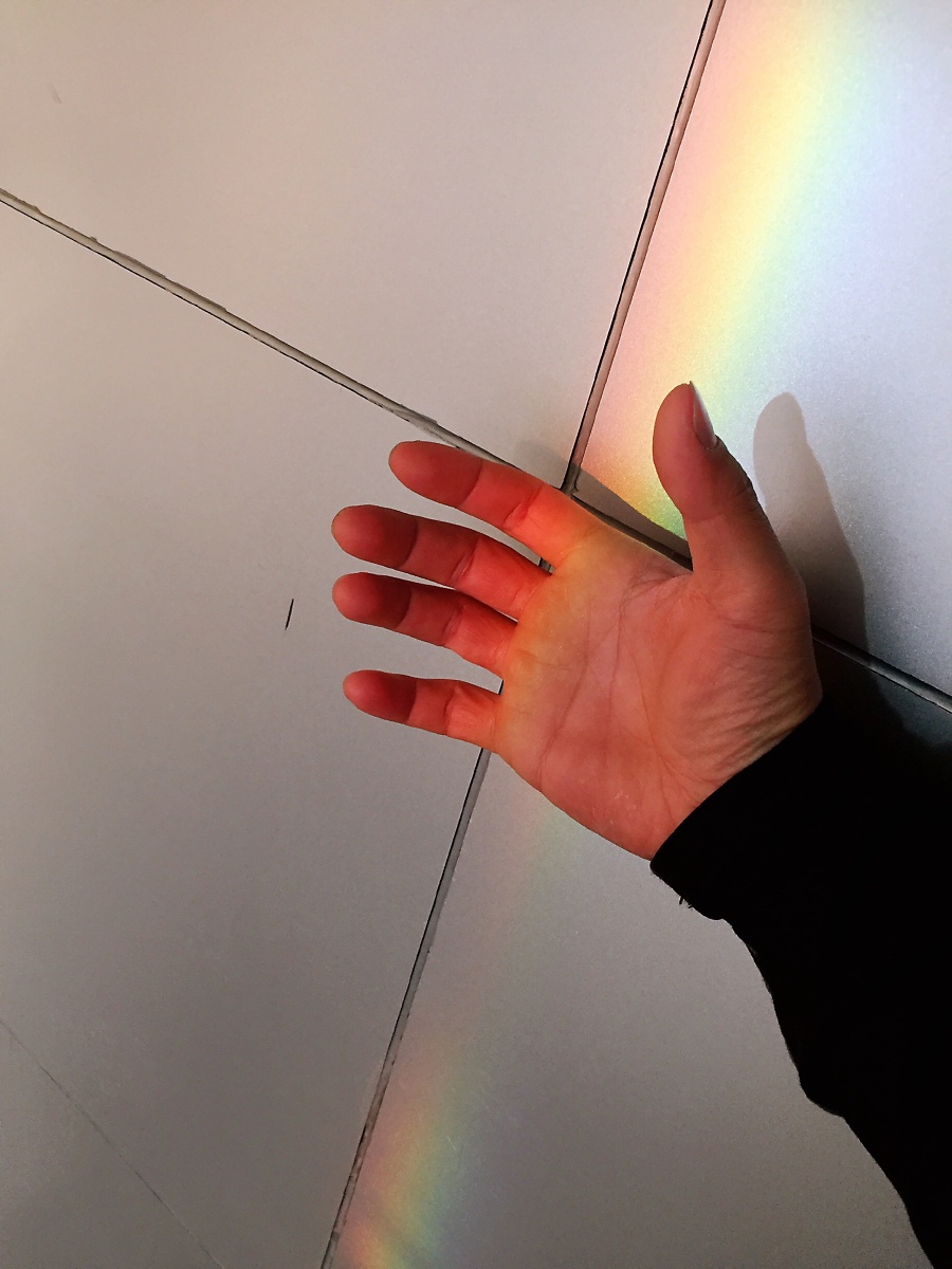 手握彩虹的美好