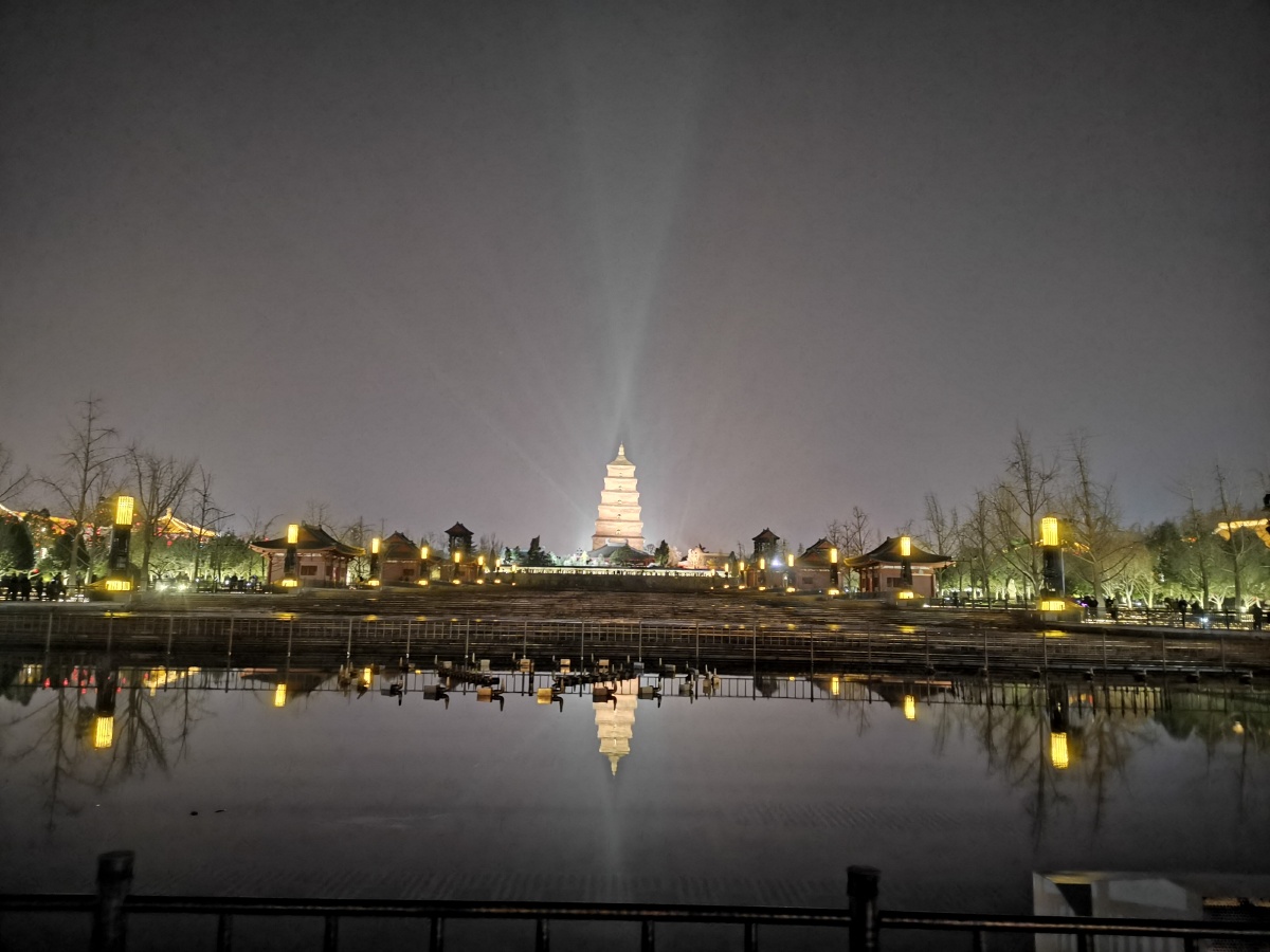 我的城市我的家#大雁塔北广场#西安# - 静默的心 - 图虫