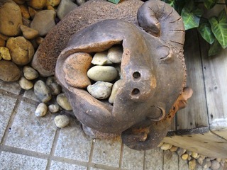 满肚都系屎