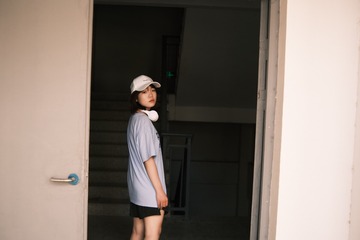 E9C758BF-1EB2-4612-995F-2ADEE321DF99/L0/001