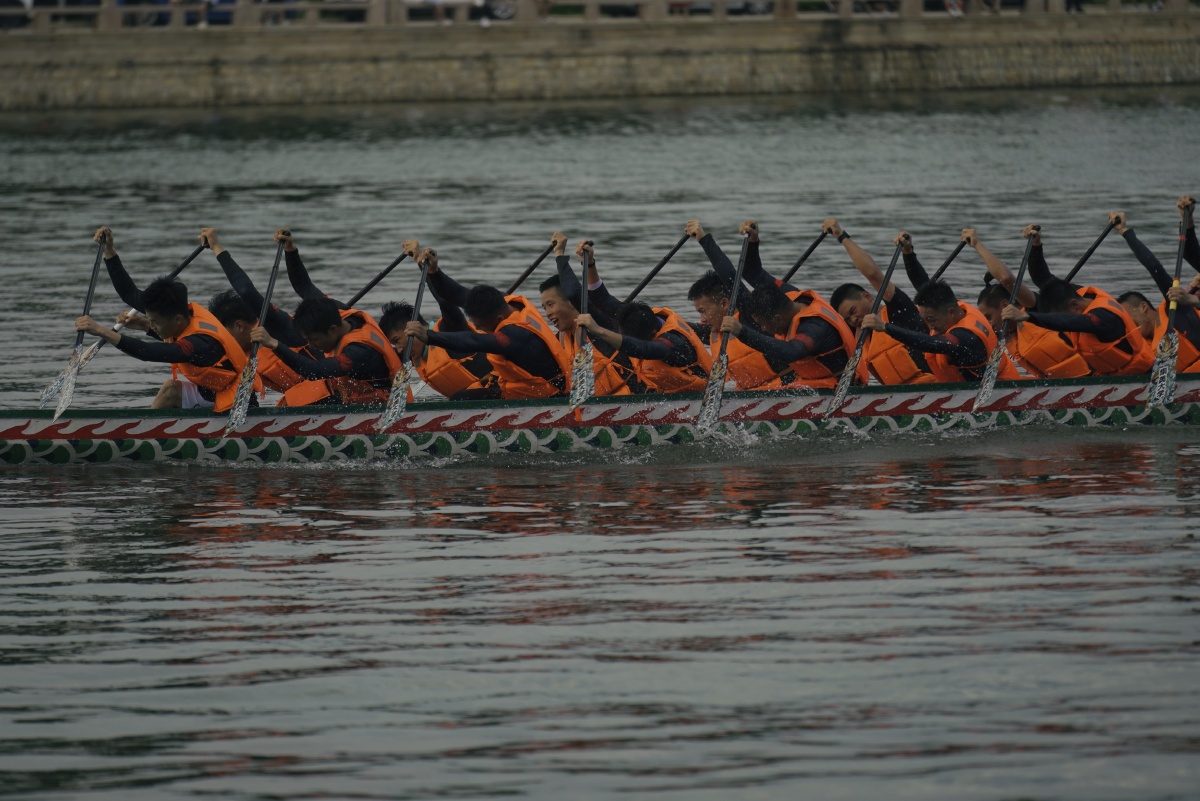 集美龙舟池赛龙舟