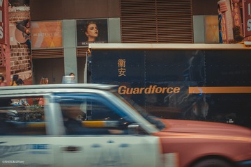 2215884