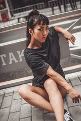 001