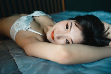 001