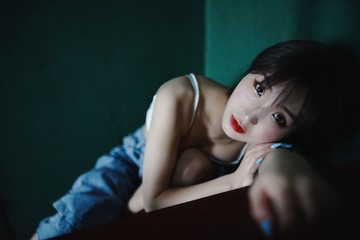 001