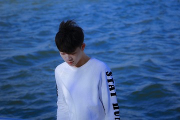 001