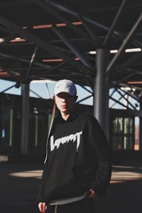 001