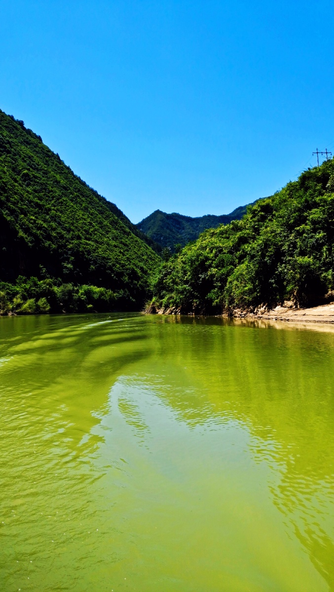 嘉陵江山水景秀