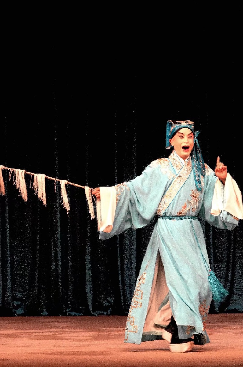 京剧《改容战父》剧照大连市京剧院演出演员:何玉郎一一岳峰饰瓜老一