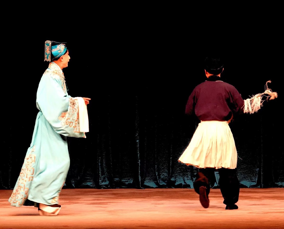 京剧《改容战父》剧照大连市京剧院演出演员:何玉郎一一岳峰饰瓜老一