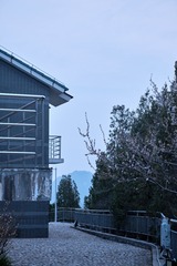 60511794-5B37-4887-B61E-F150E0192513/L0/001