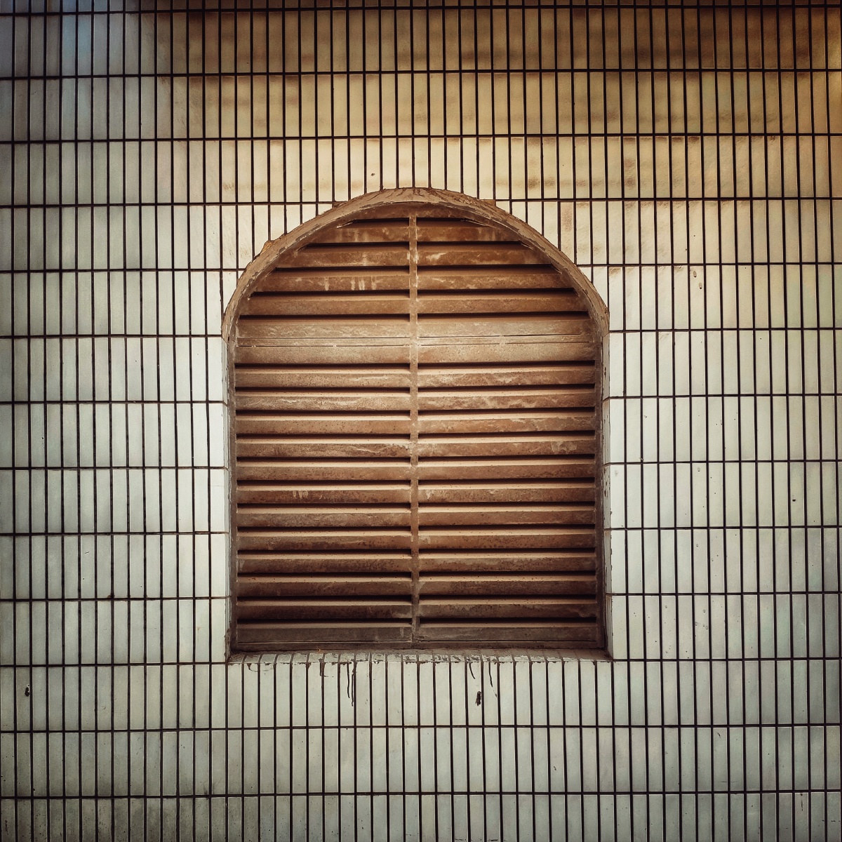 原创獐子岛公布三季报，亏损额较半年报继续扩大，负债率近88%