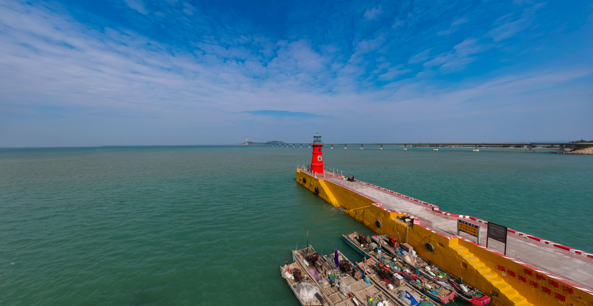 潮汕南澳岛长山尾灯塔