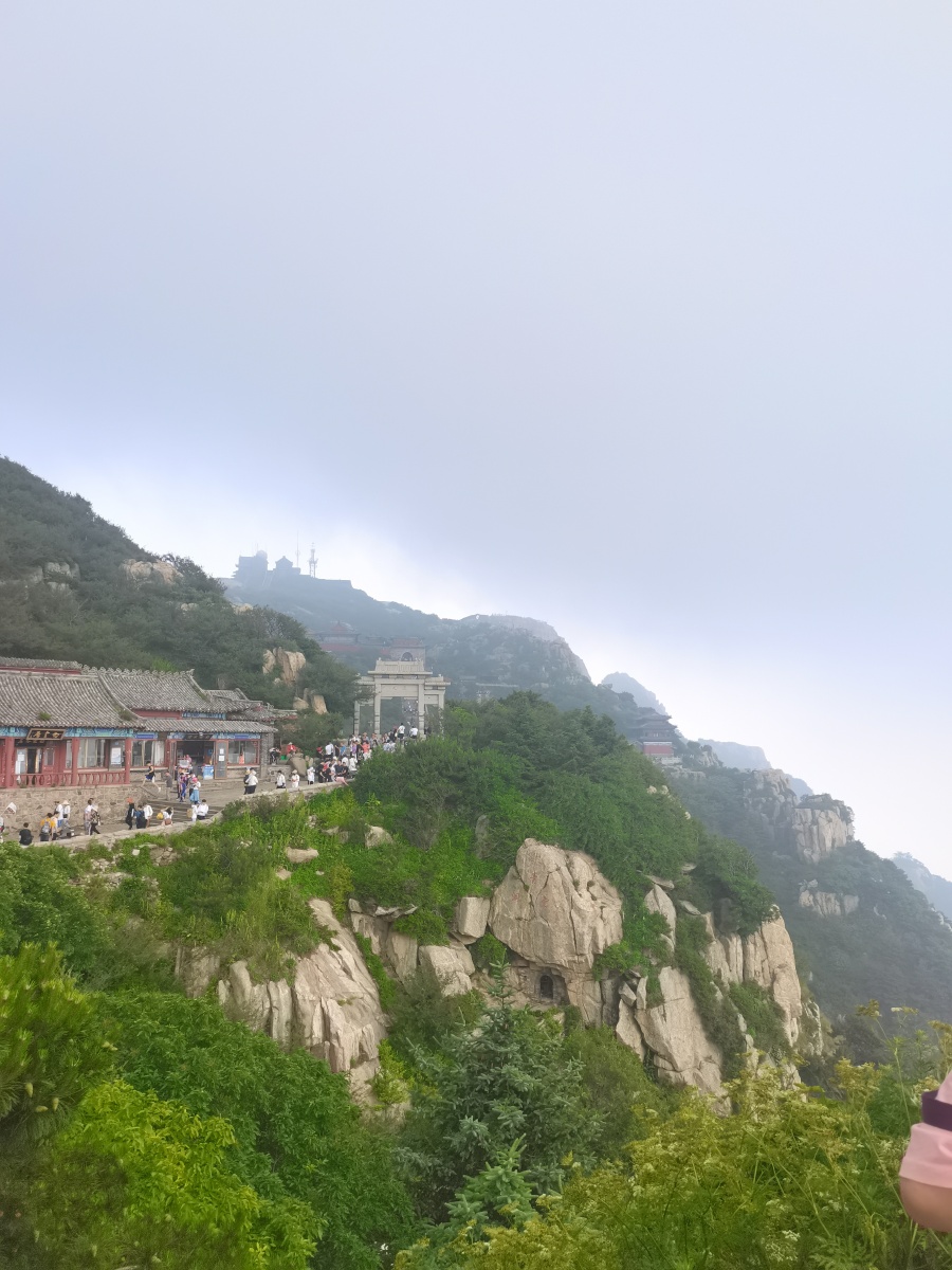 大多数人没有看到过的泰山风景从北天门往下