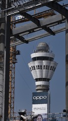 247562