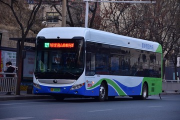 296063