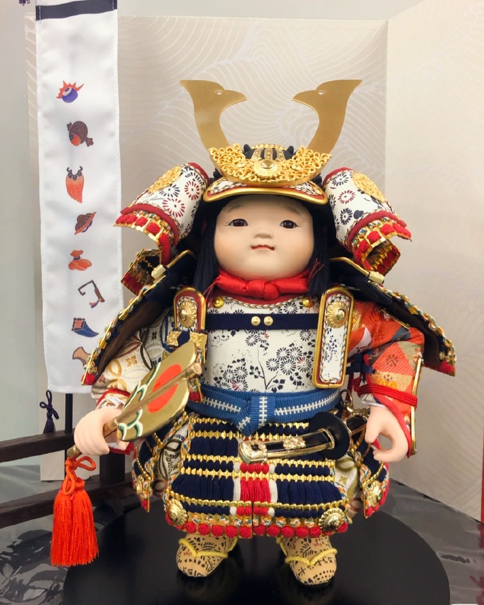 卡娃依做工精巧的古代铠甲日本武士男孩人偶