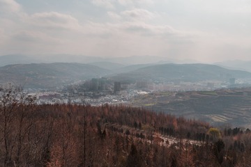 885676