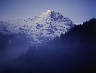 55674
