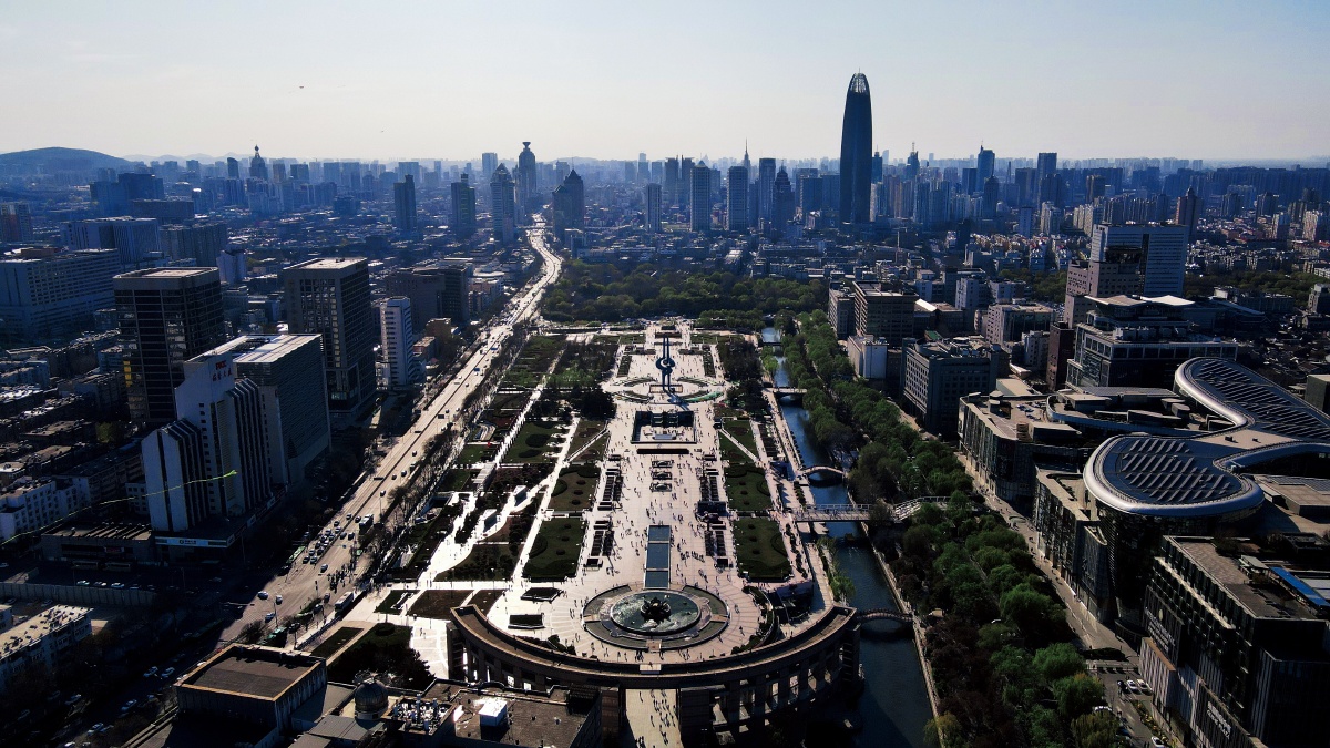 济南泉城广场航拍全场广场体现其大貌