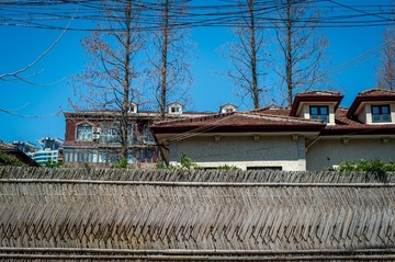 570660