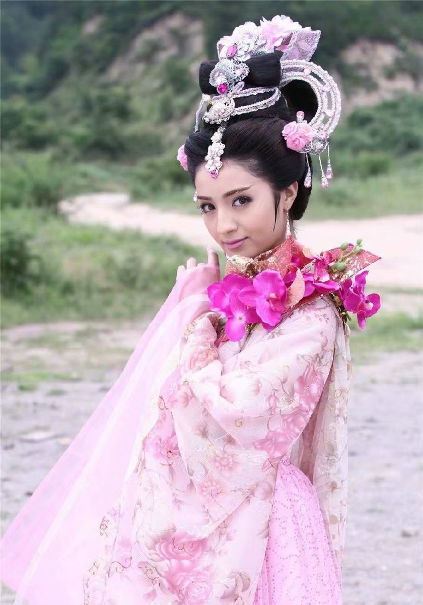 现代古装电视剧 - 香馨月月 - 图虫