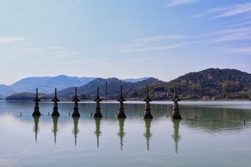 123E67DF-85E4-4B84-8F40-A08D5681A2A2