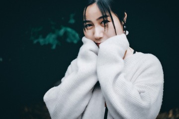 001