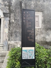 668492