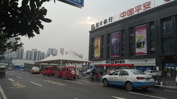 753141
