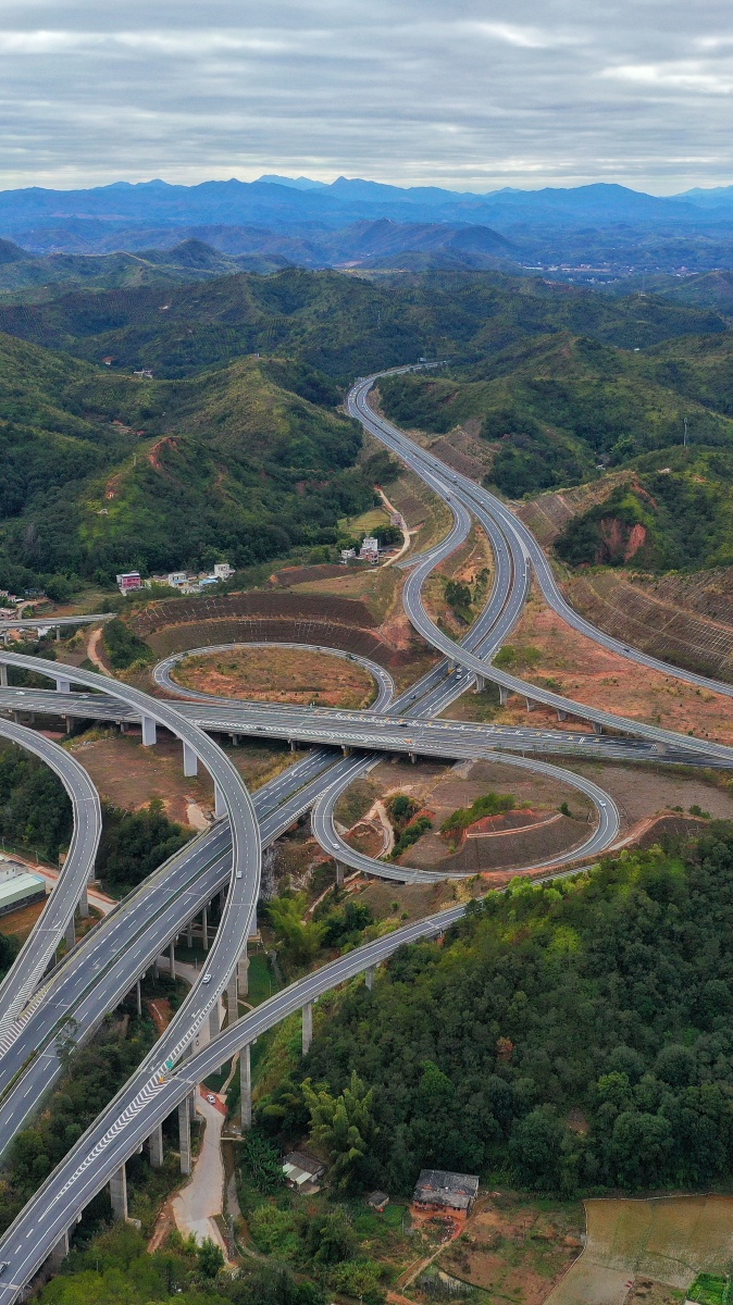 梅州立交桥高速公路交通枢纽