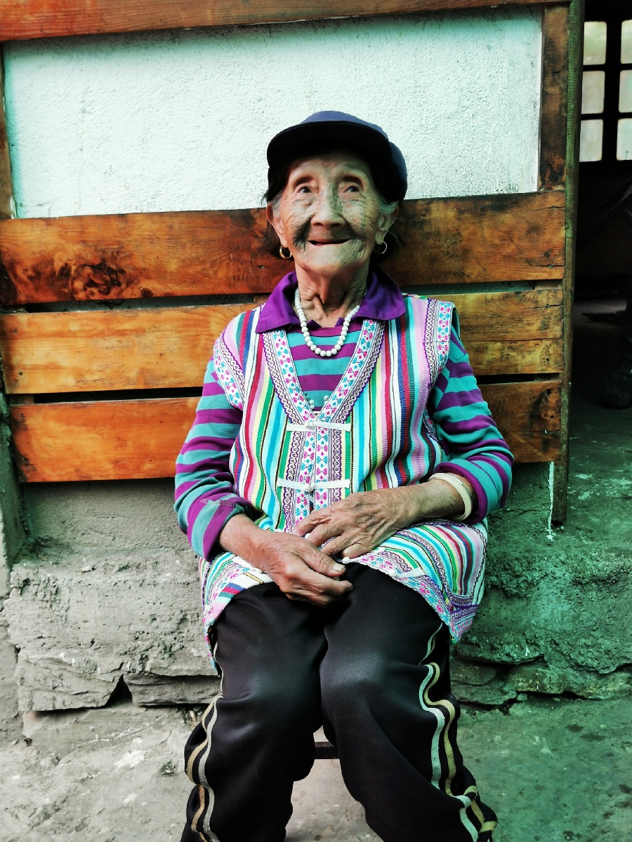 活化石独龙族纹面女摄于云南怒江贡山独龙江