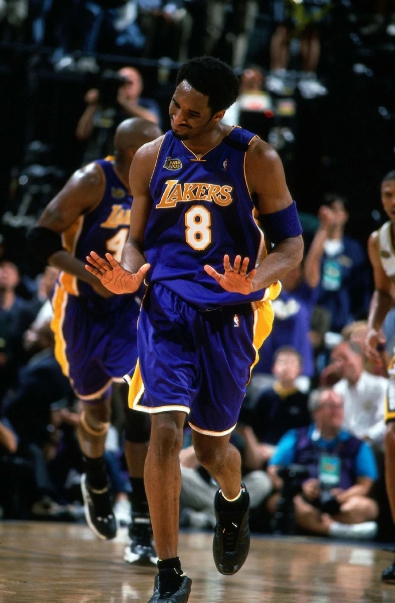 飞天遁地的小飞侠来啦,科比去世一周年,曼巴精神永存 - nba头像壁纸馆