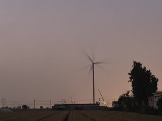 1000276952