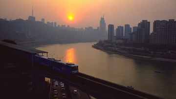 E2C69E41-02B6-4921-B960-472B502A20C3/L0/001