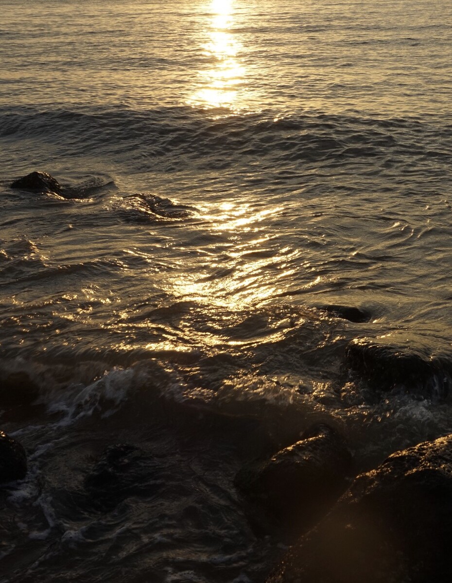 晚霞海浪