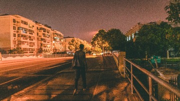 987345
