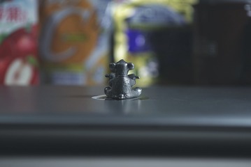 001