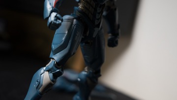 274335