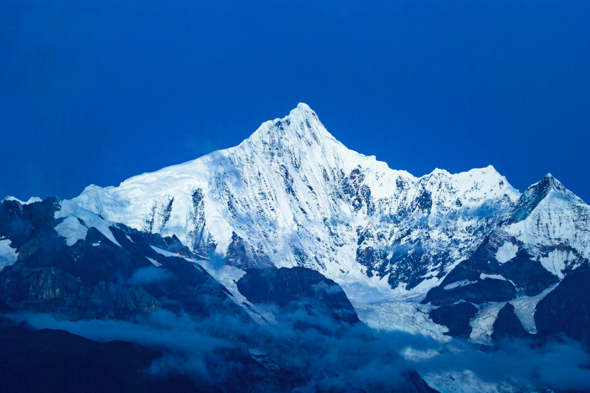 梅里雪山