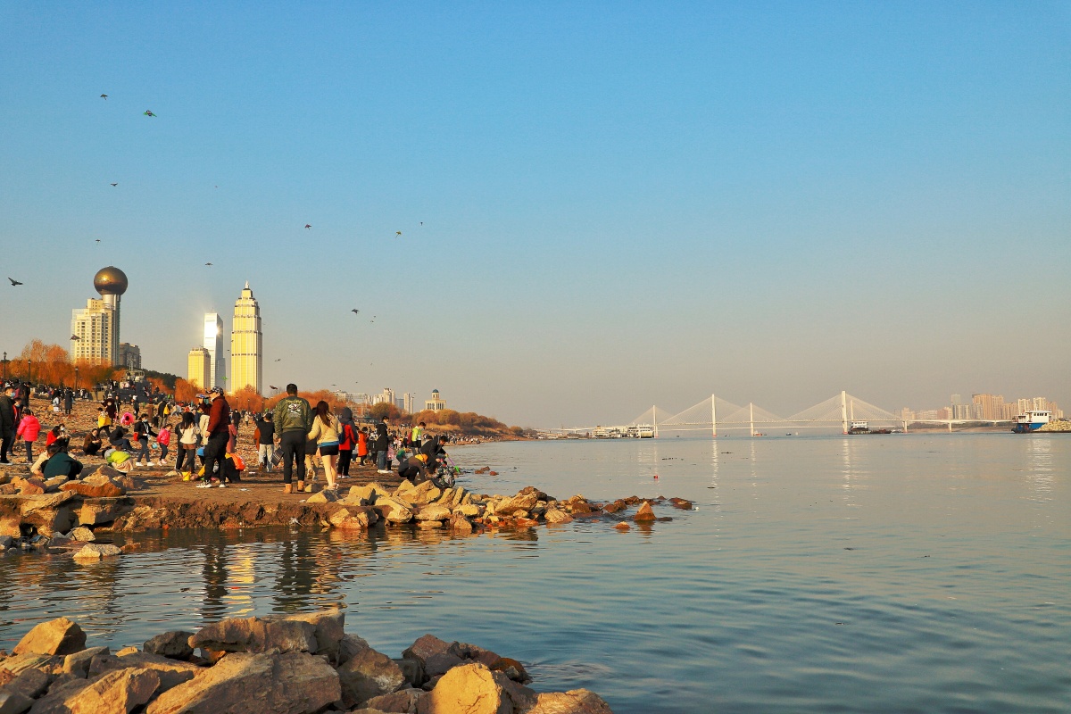 风景武汉市汉口江滩美景