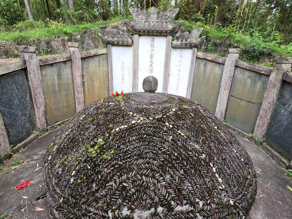 戊戌六君子之一谭嗣同墓