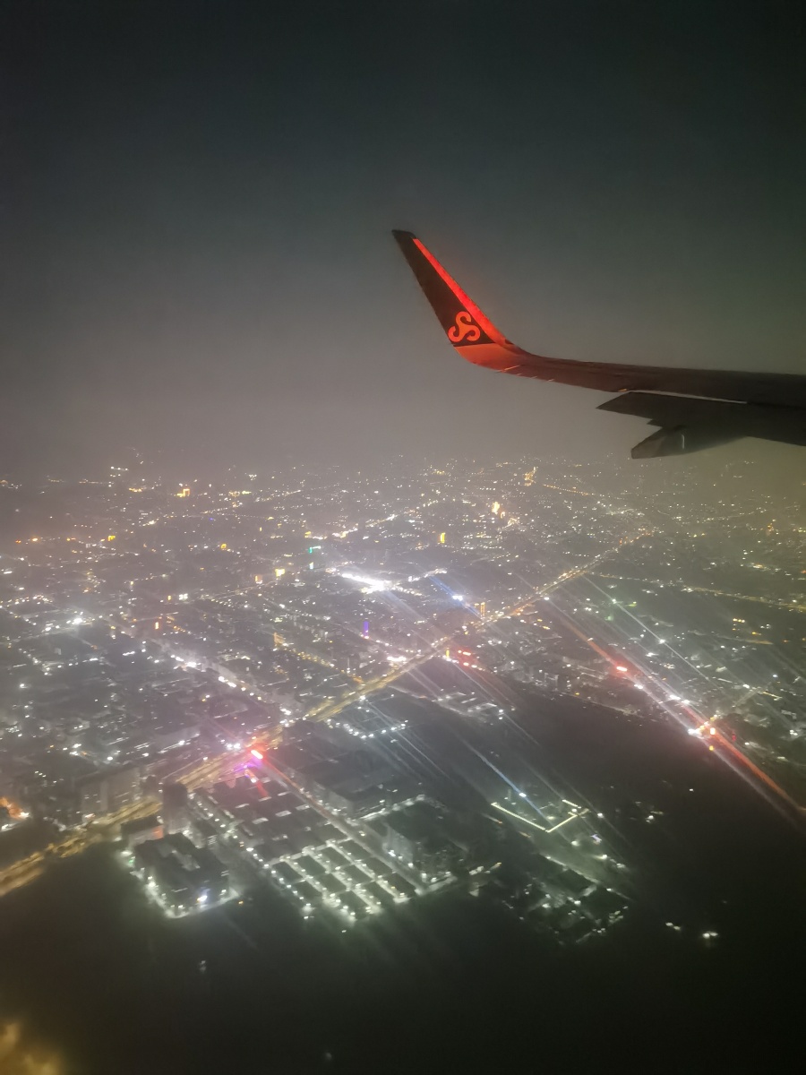 飞机上篮深圳夜景