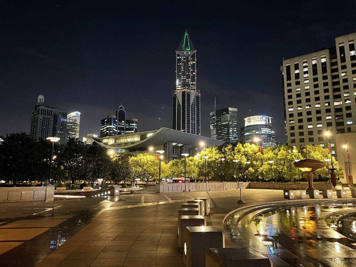 上海人民广场夜景 - 慕渔艺术 - 图虫