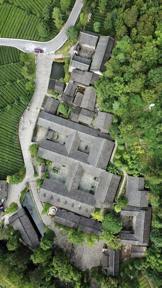 青瓦屋顶·瞿家大院