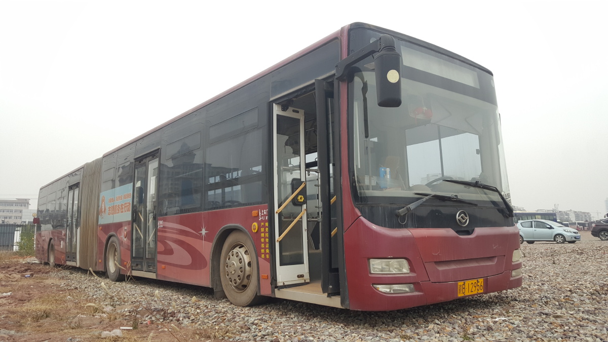 江西赣州16米铰接式大型公交车