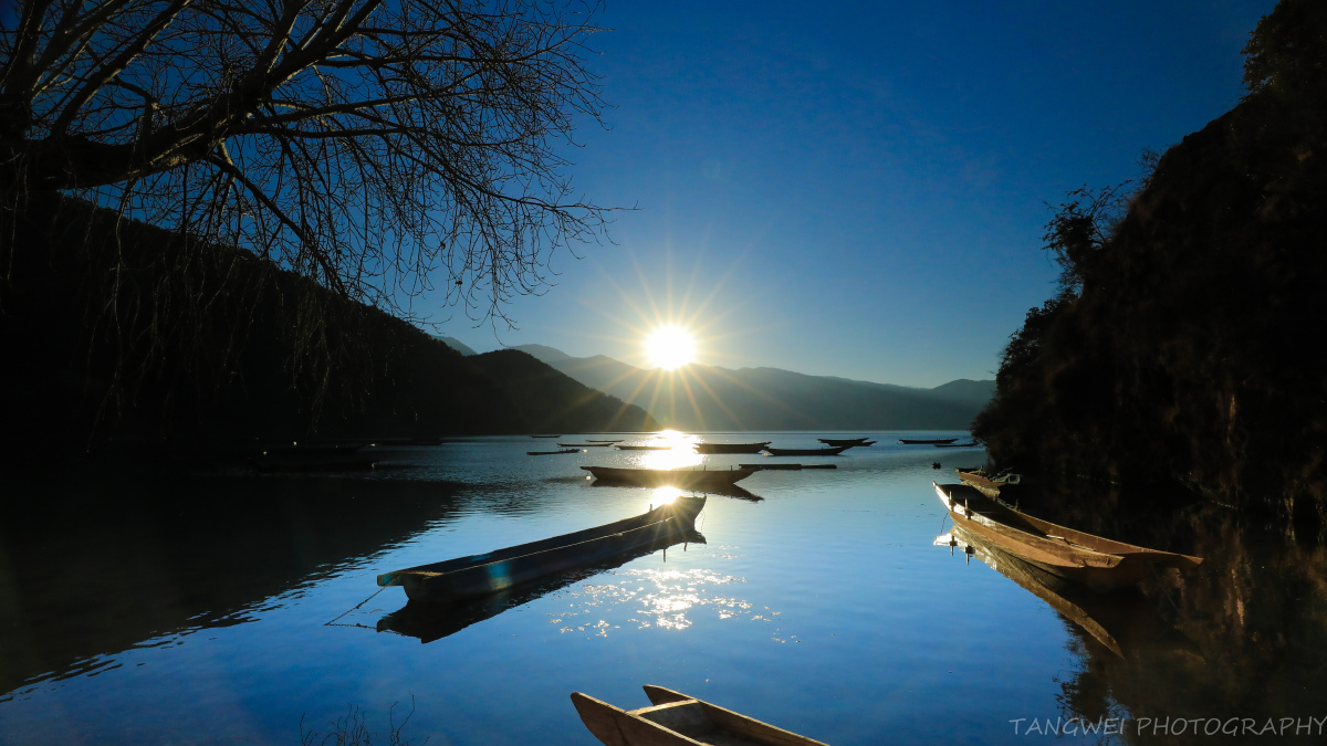 秋天的湖畔 - 生活加点瑭 - 图虫
