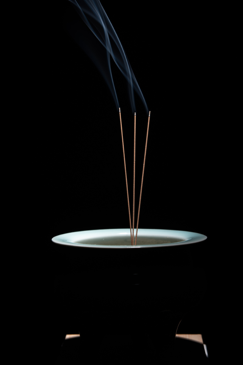 光照香炉生紫烟