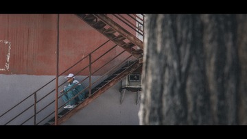 208120
